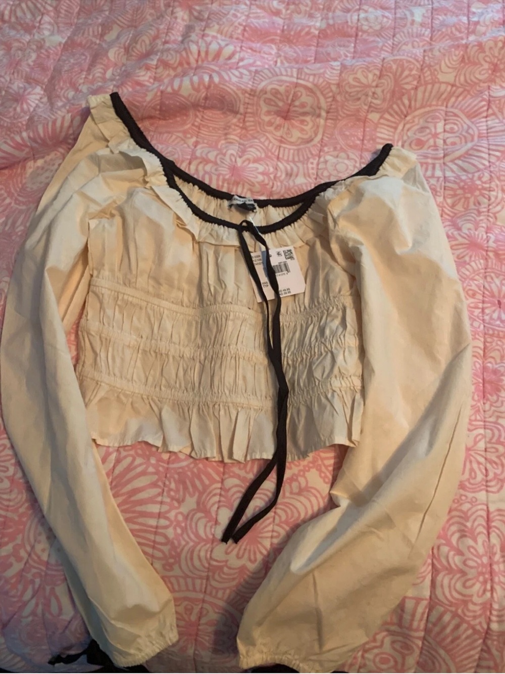 American Eagle Outfitters Cream Peasant Blouse with Black Trim